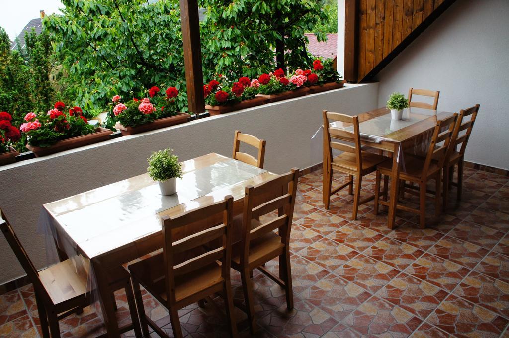 Dobosi Vendeghaz Hotel Szentantalfa Luaran gambar