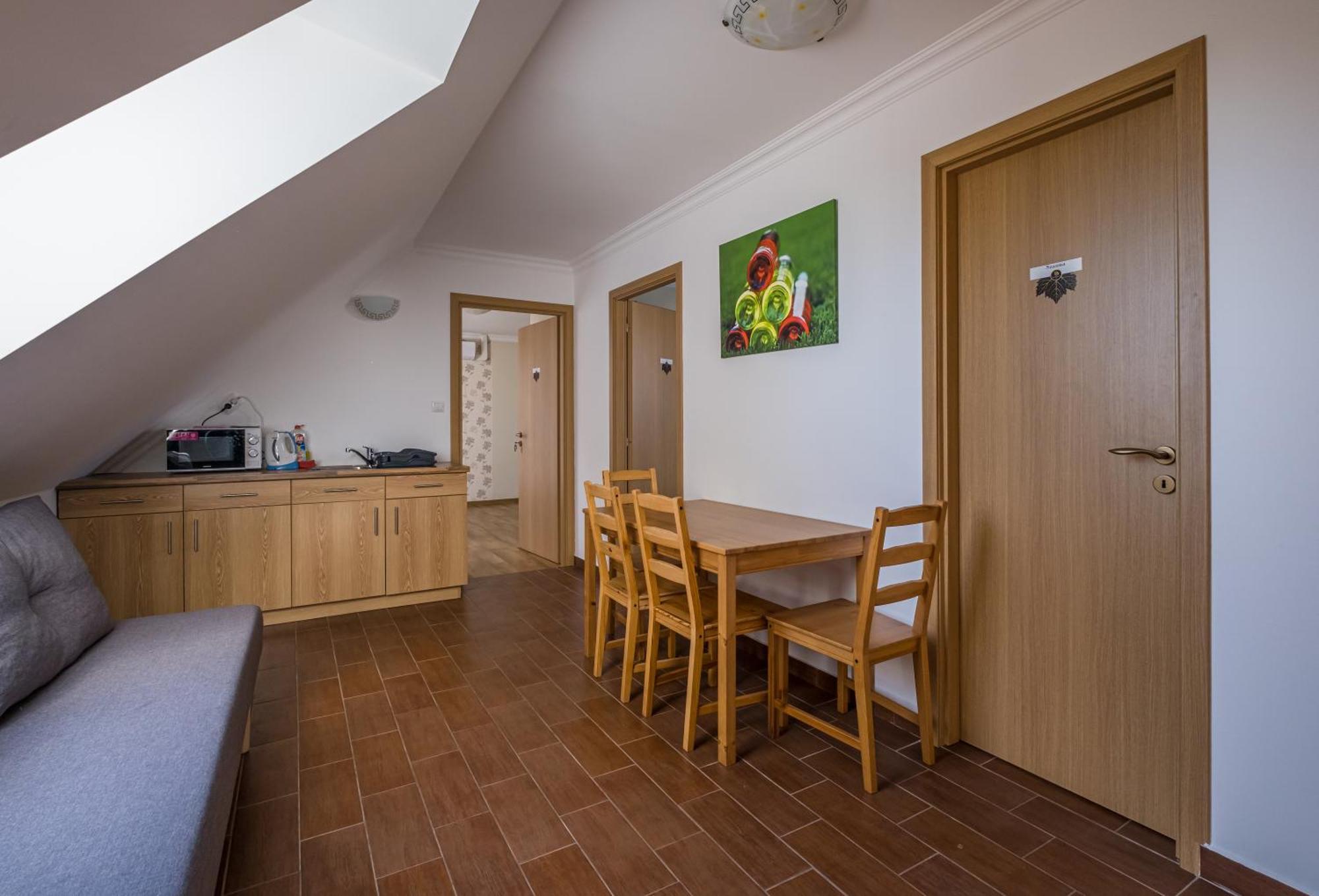 Dobosi Vendeghaz Hotel Szentantalfa Luaran gambar